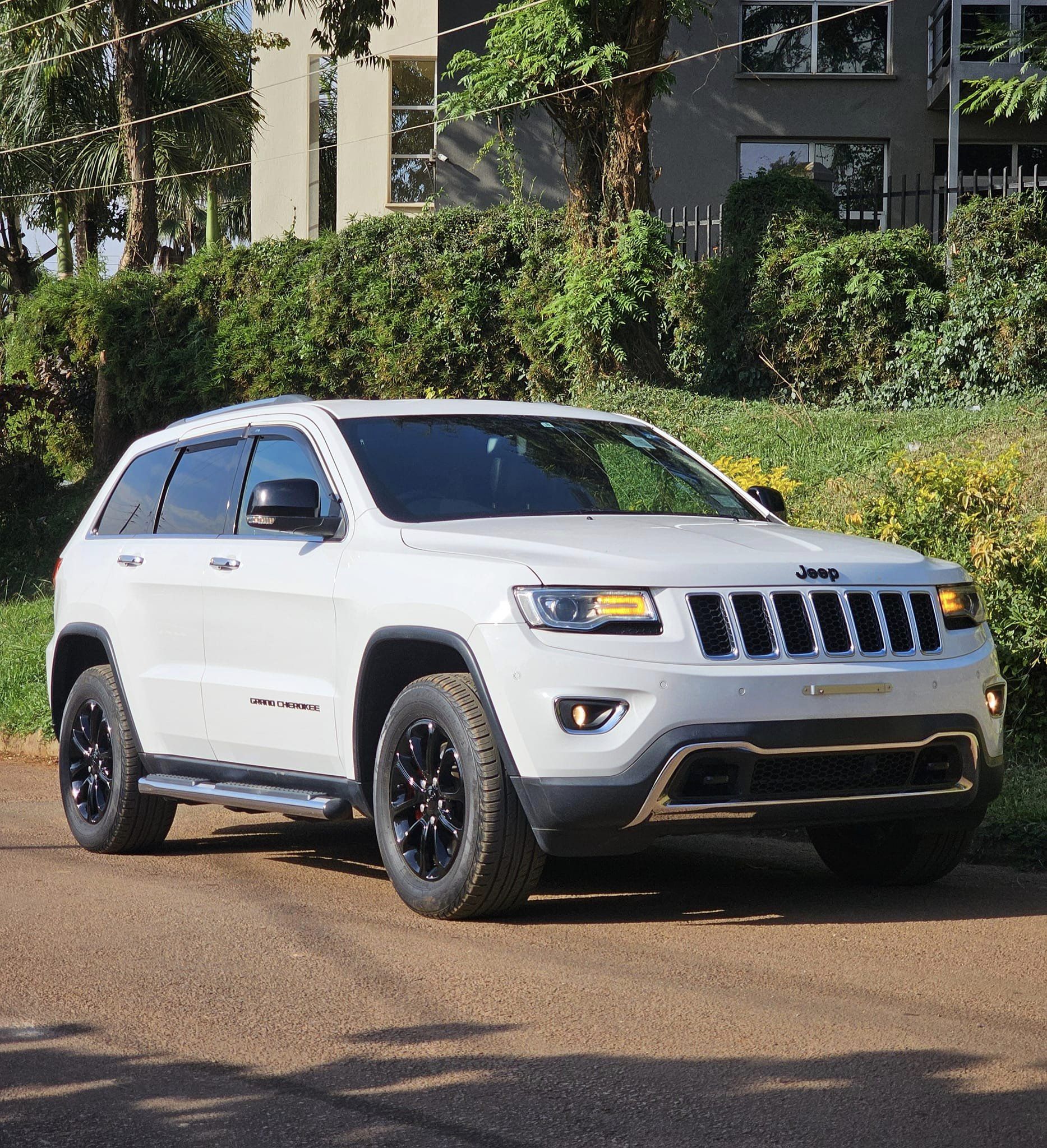 JEEP GRAND CHEROKEE LIMITED 4×4  2016 MODEL