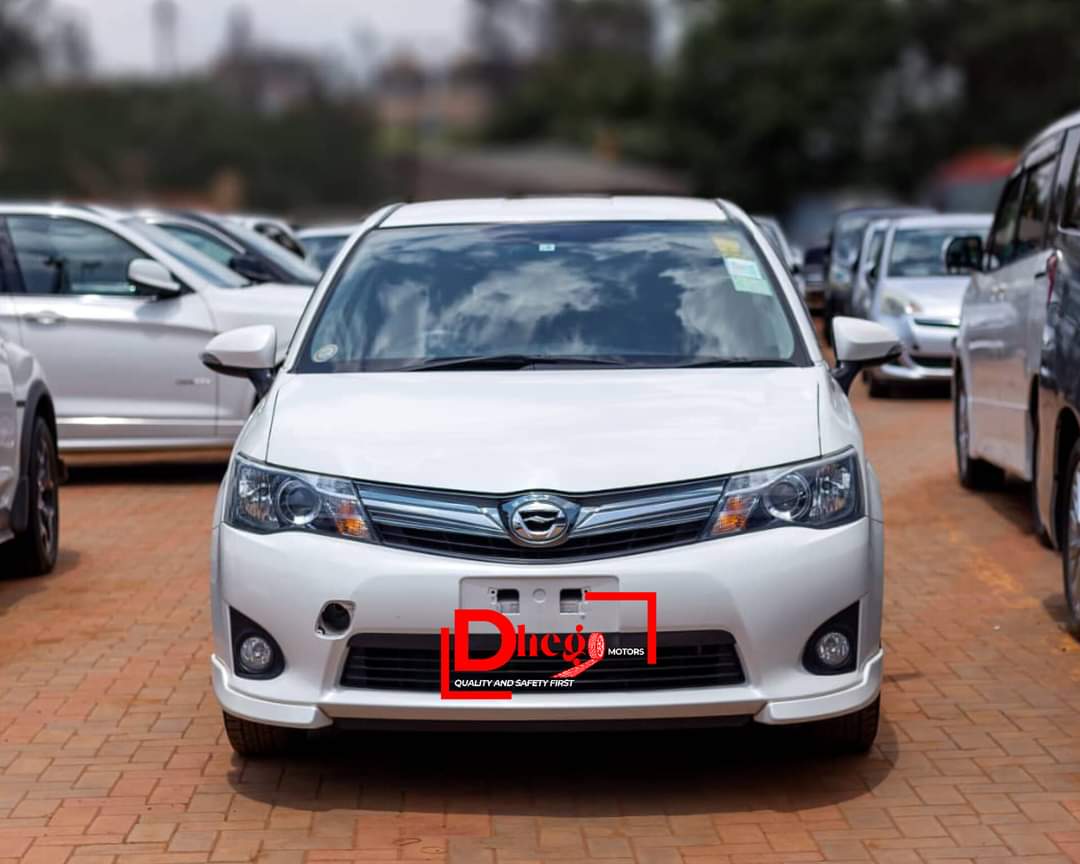 TOYOTA FLEIDER 2015MODEL  PEALWHITE