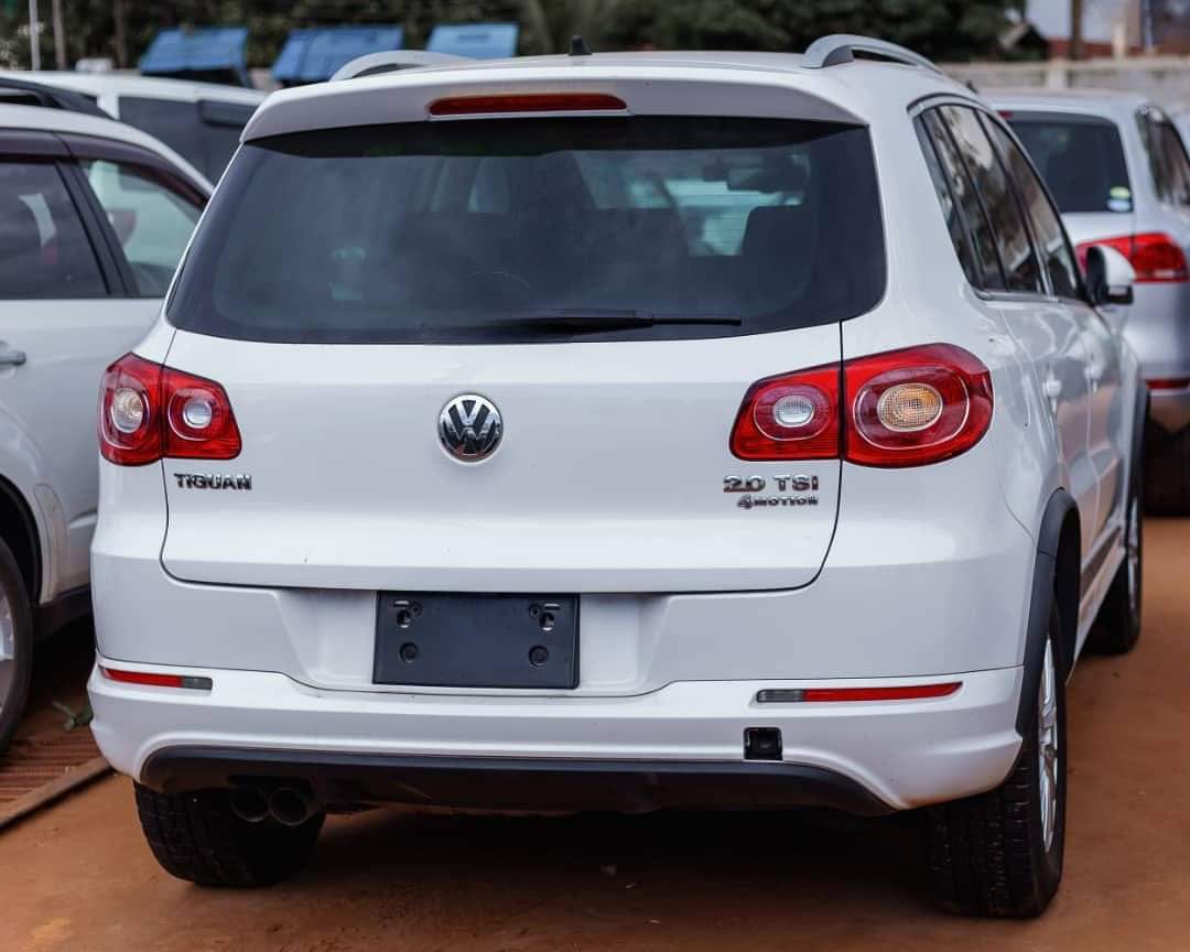 TIGUAN  VOLKSWAGEN 2014MODEL