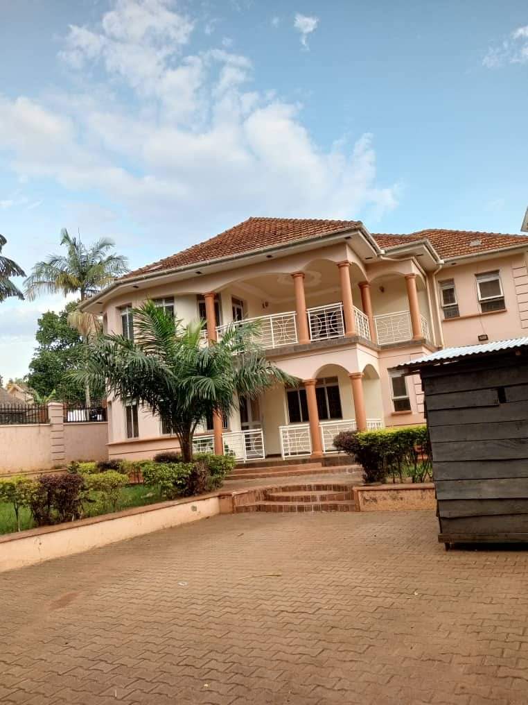 5 bedroom house for sale 