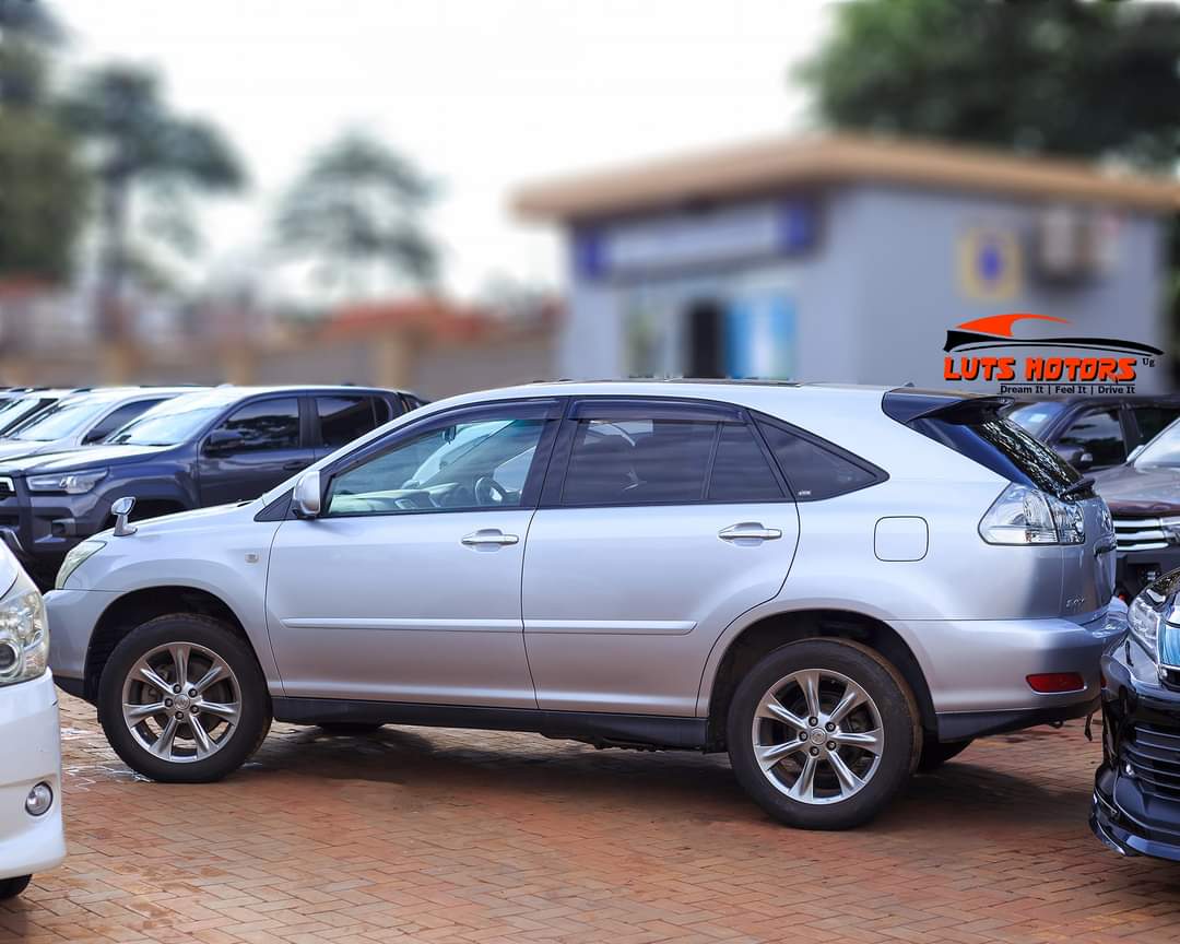 Toyota Harrier 2009 model