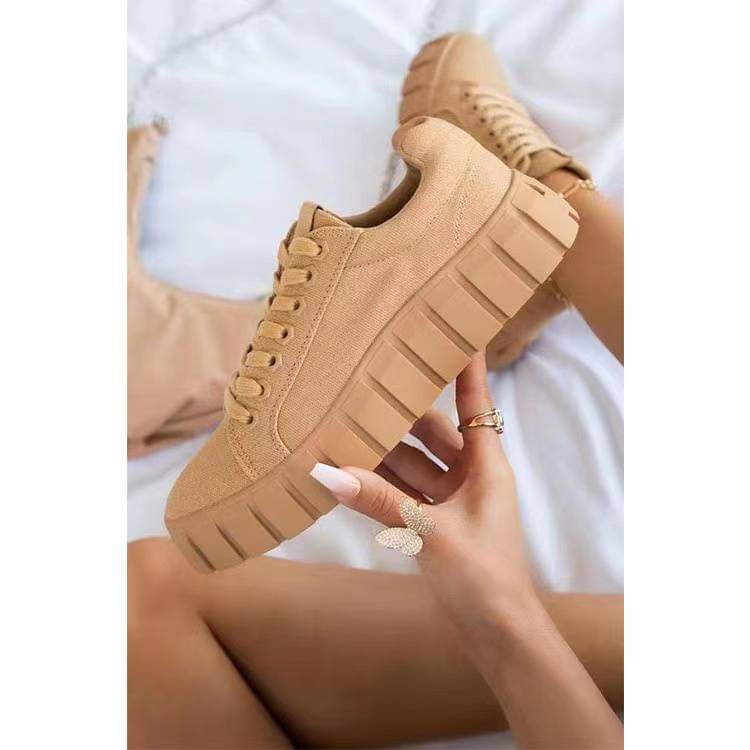 Ladies casual shoes