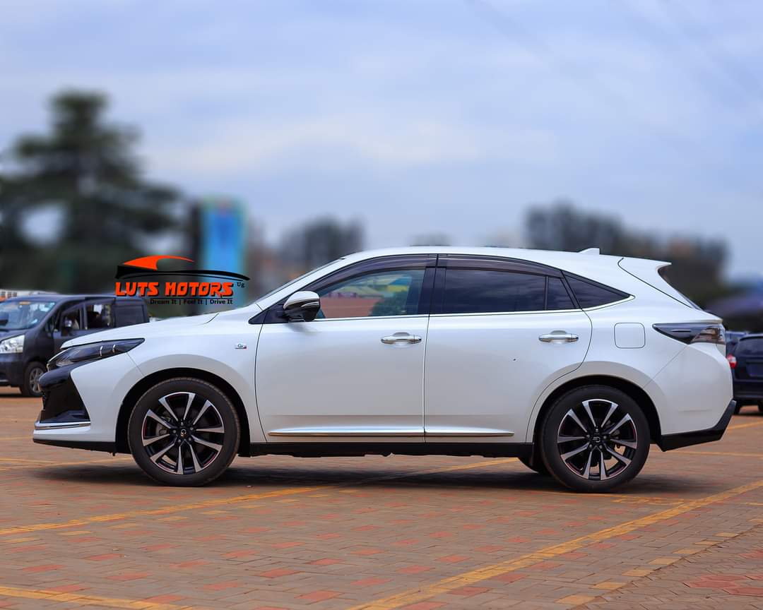 Toyota Harrier 2016 Model