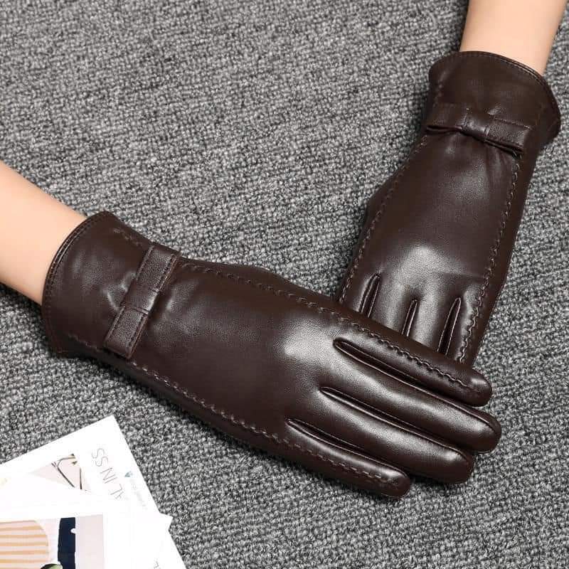 Fashion leather gloves