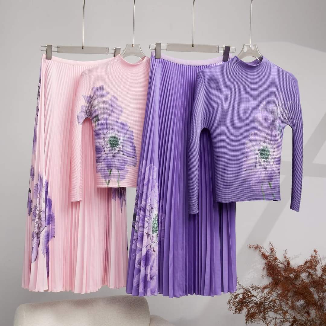 Women 2 pc clothes