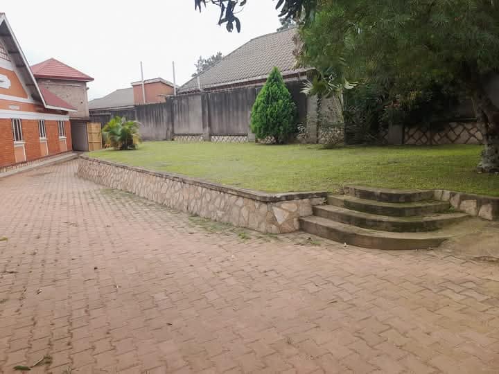 House for sale  at Kawempe Mbogo