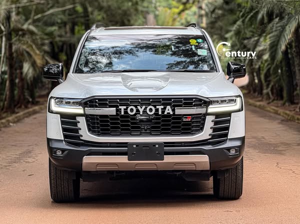 2023 TOYOTA LANDCRUISER LC300 GR SPORT DIESEL