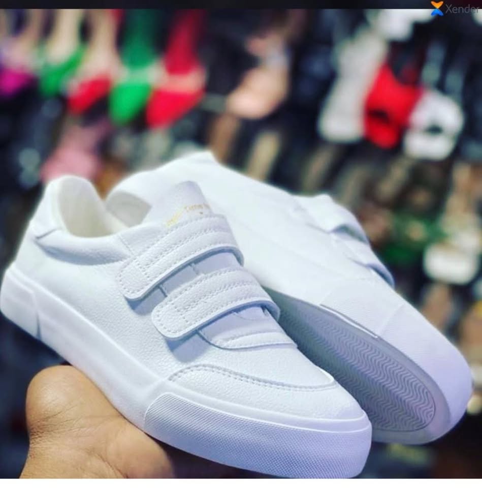 ladies white sneakers