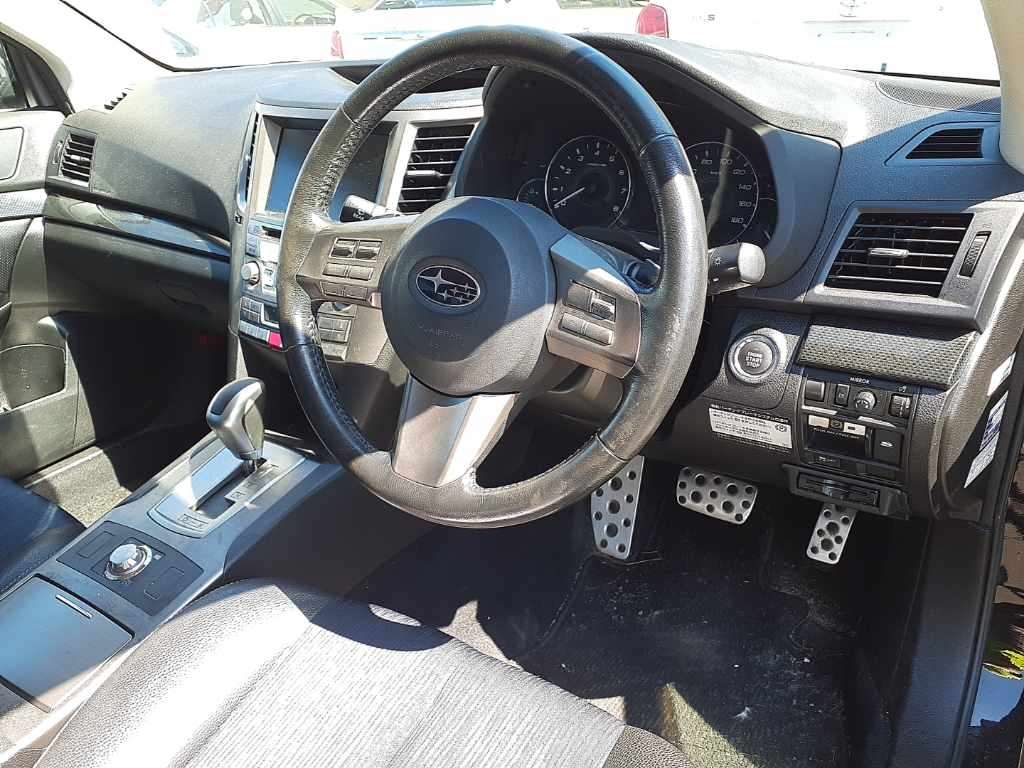 SUBARU OUTBACK