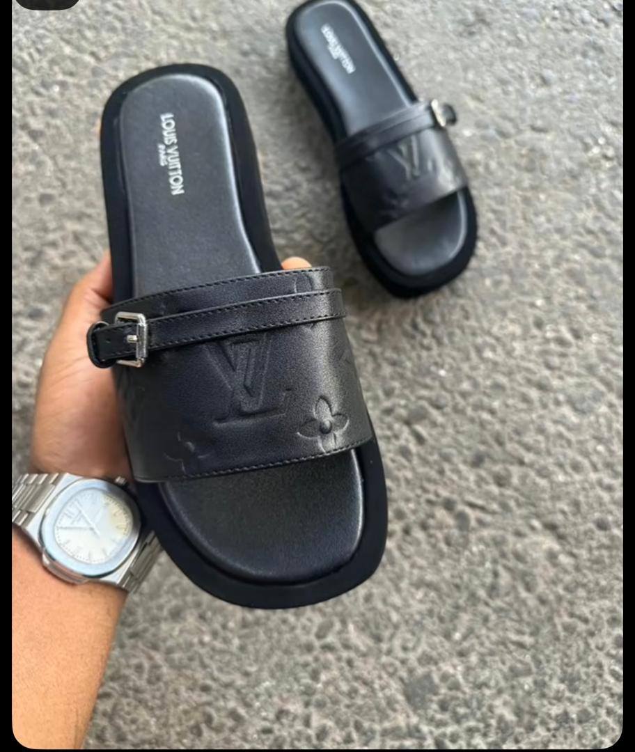 Ladies sandles