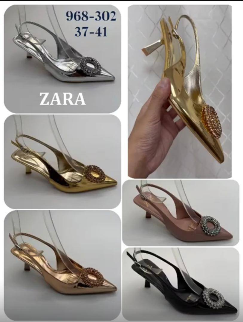 Kitten heels