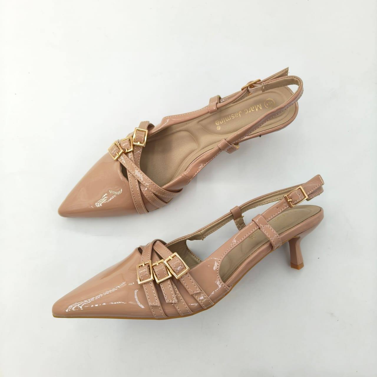 Kitten heels
