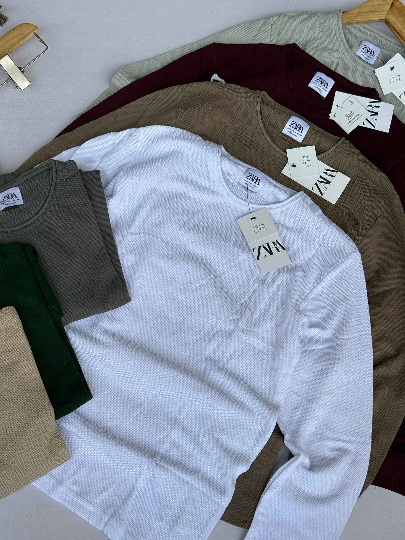 Long sleeved t-shirts