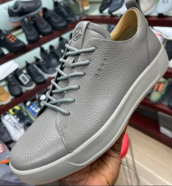 Men casual shoes