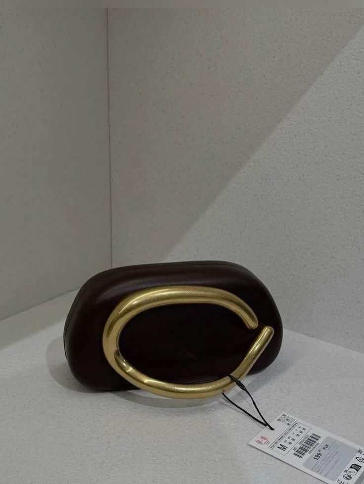 Stylish clutch bags