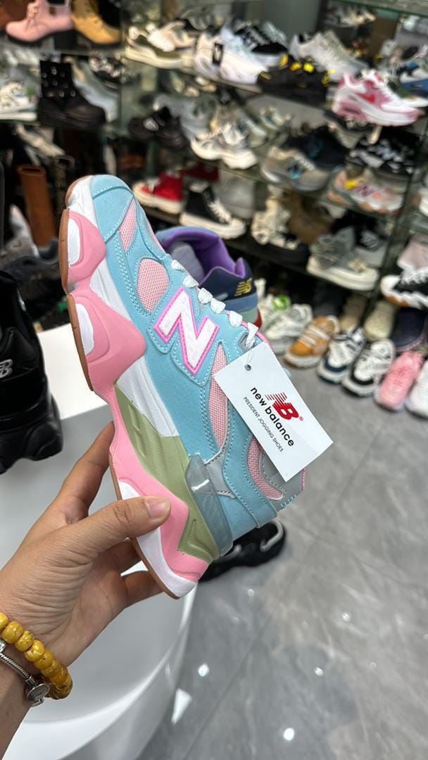 Cool new balance sneakers