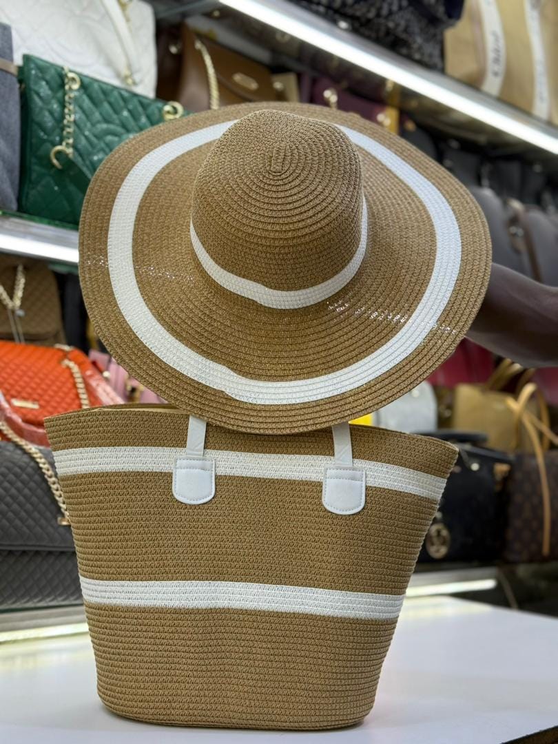 set of beach bag with a hat
