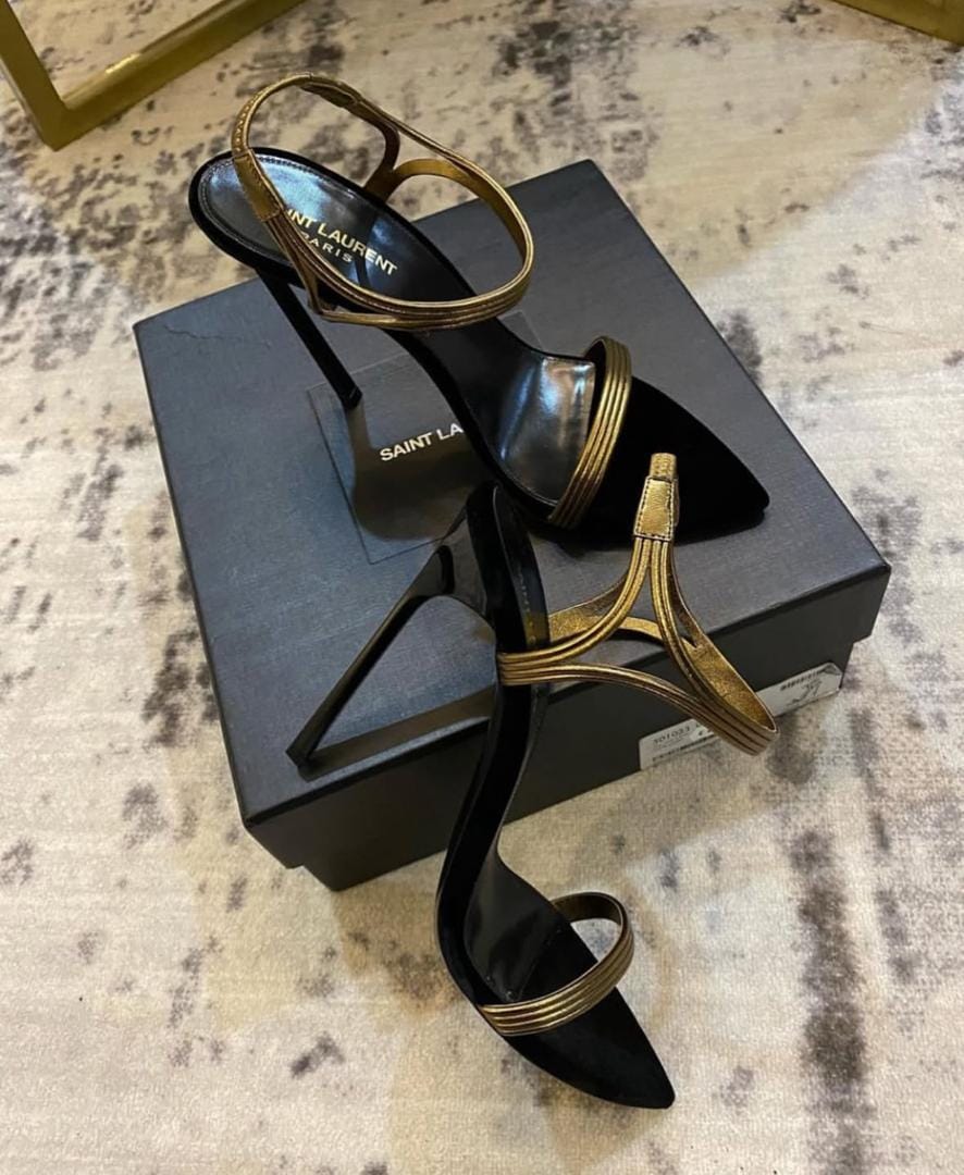 Ladies pretty heels