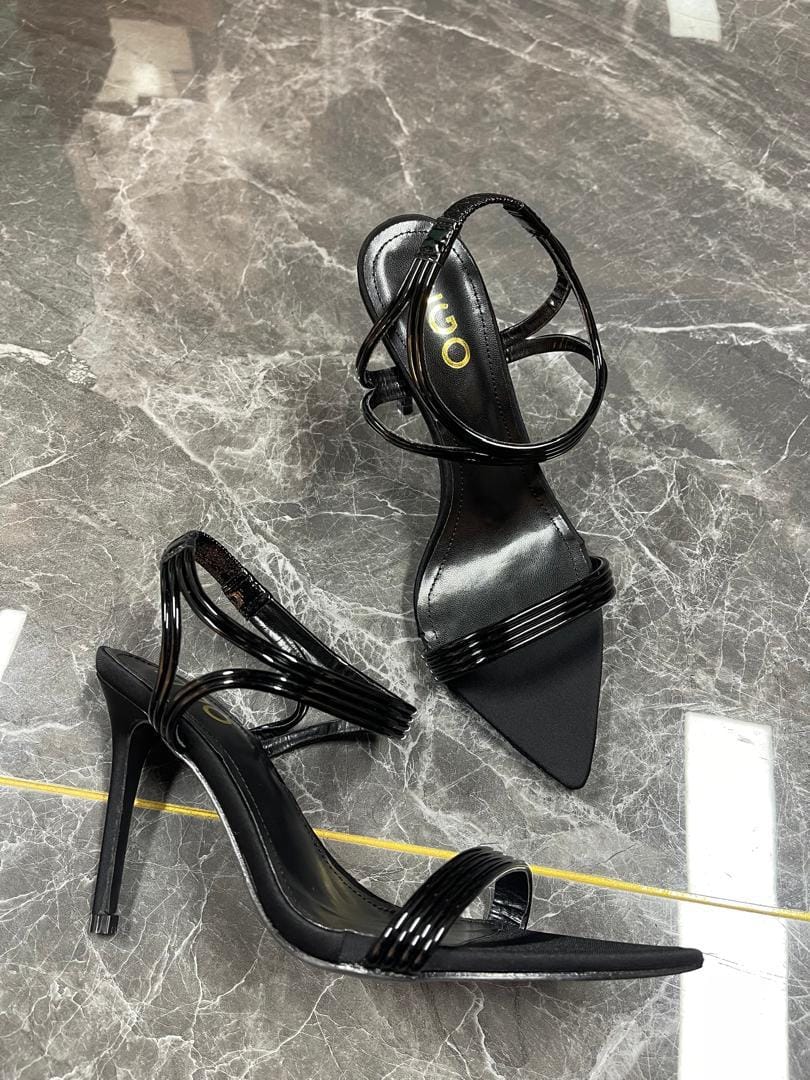 Ladies pretty heels
