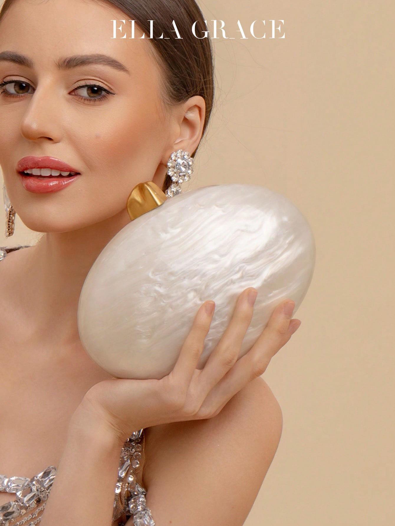 Gorgeous clutch bags