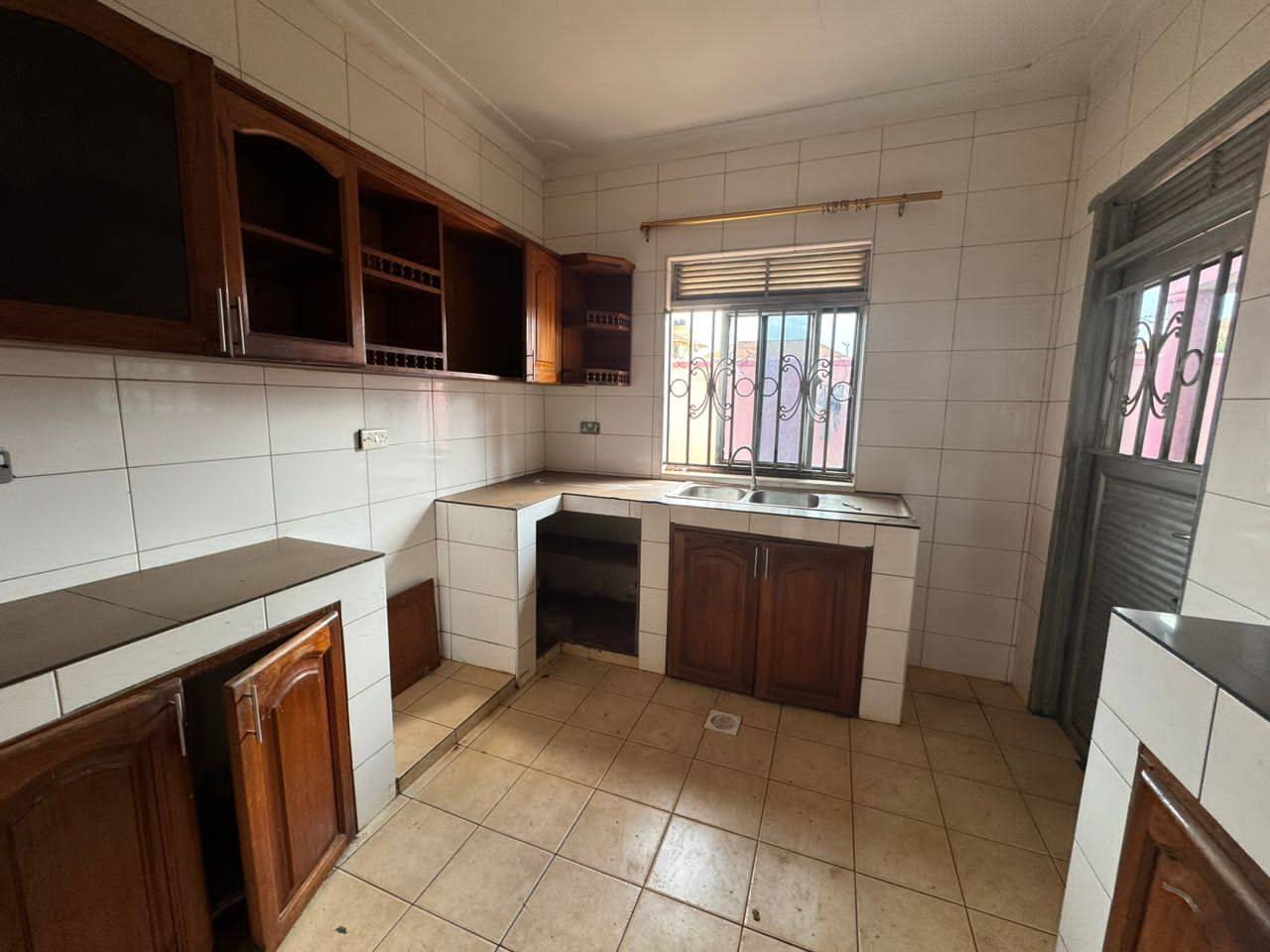House for sale at Kireka Namugongo Road