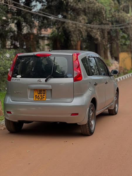 Nissan Note model 2007