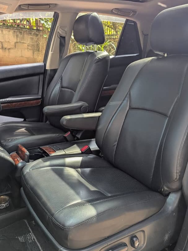 Toyota Harrier model 2008 