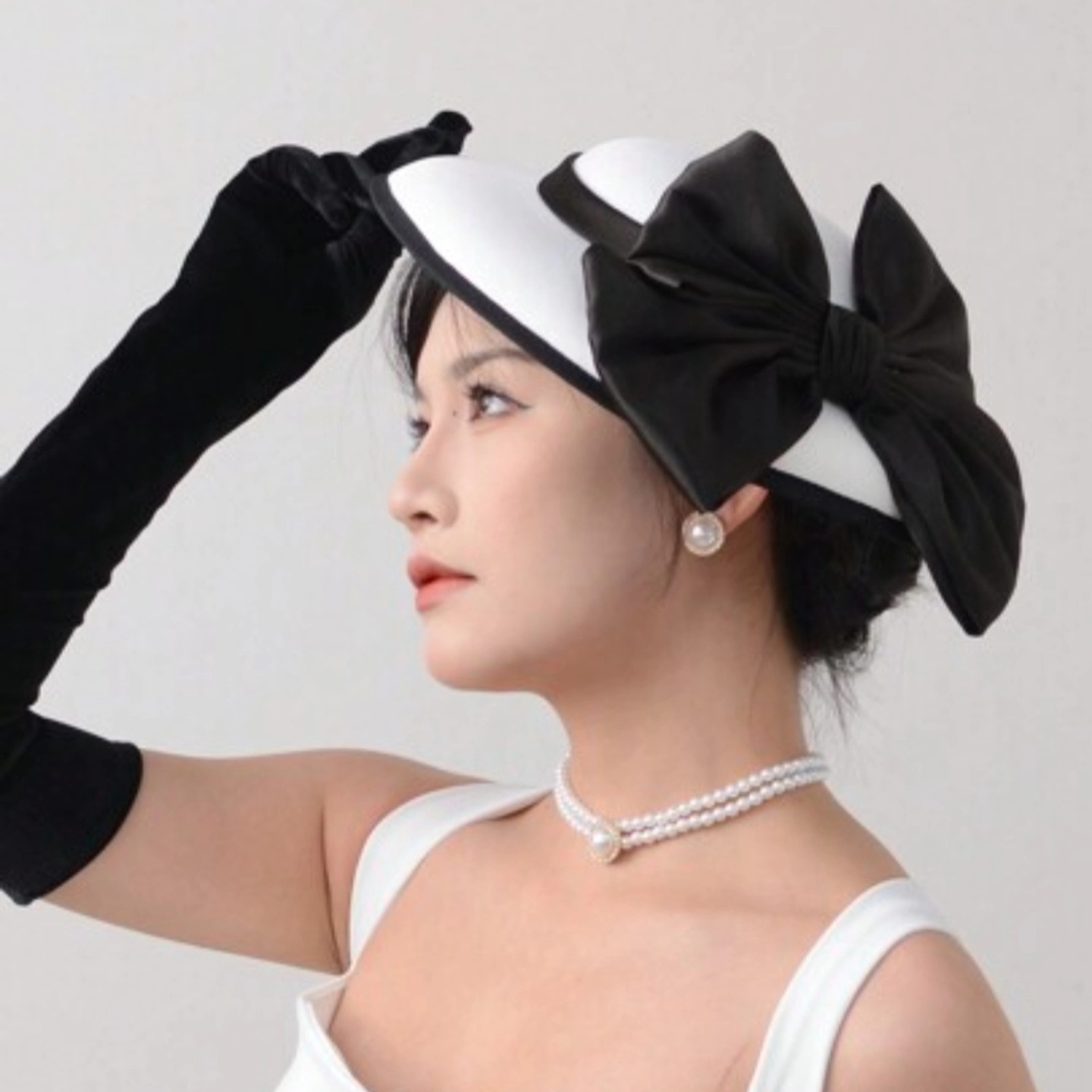 Hatinators Fascinators. 