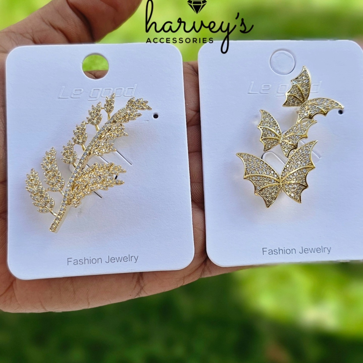 brooches 