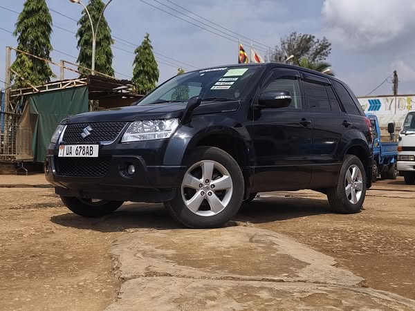 SUZUKI Escudo 2010