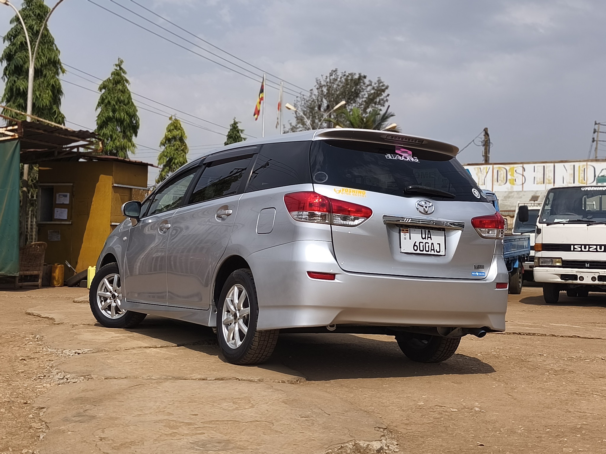 TOYOTA Wish 2011 model