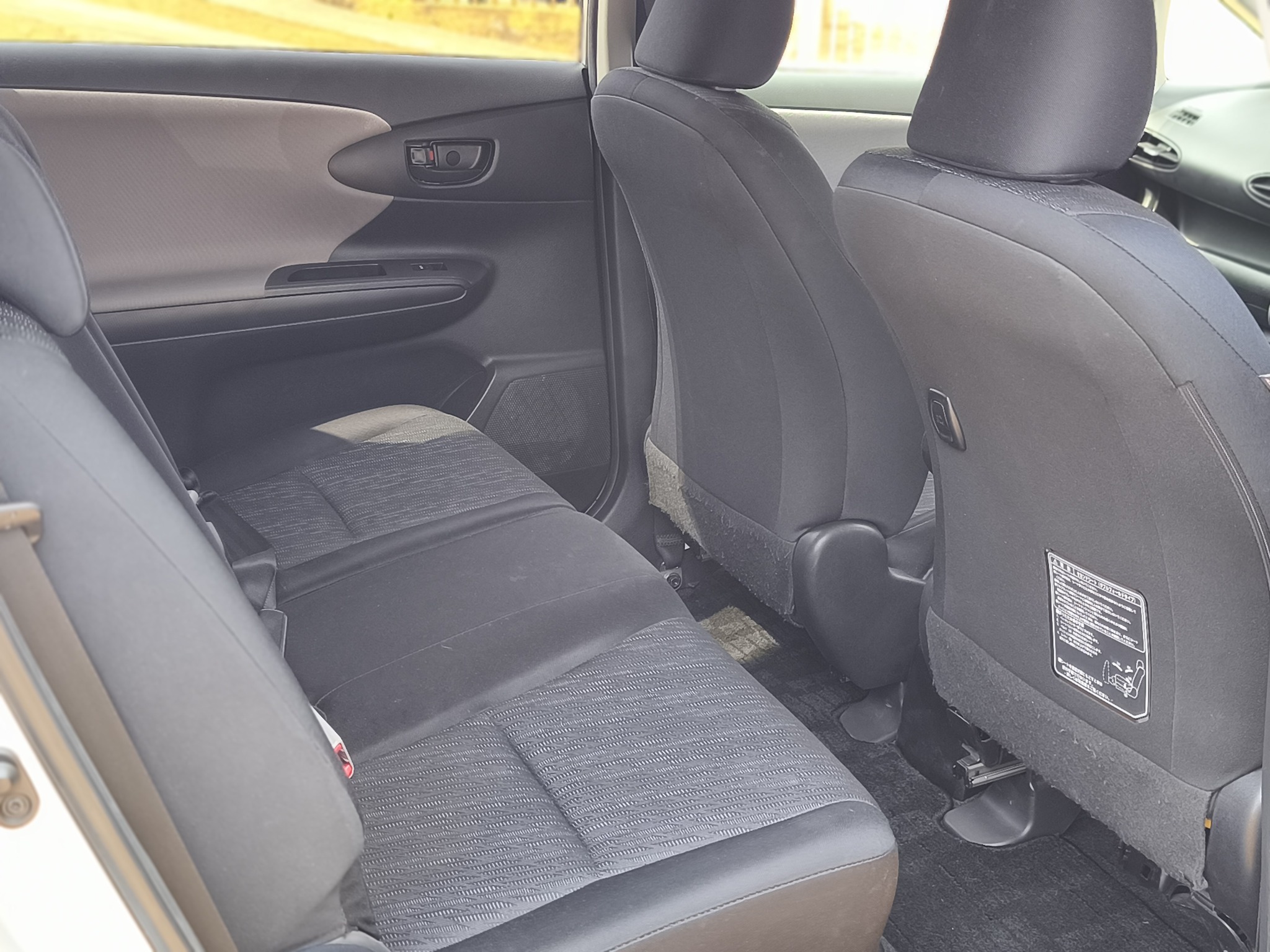 TOYOTA Wish 2011 model