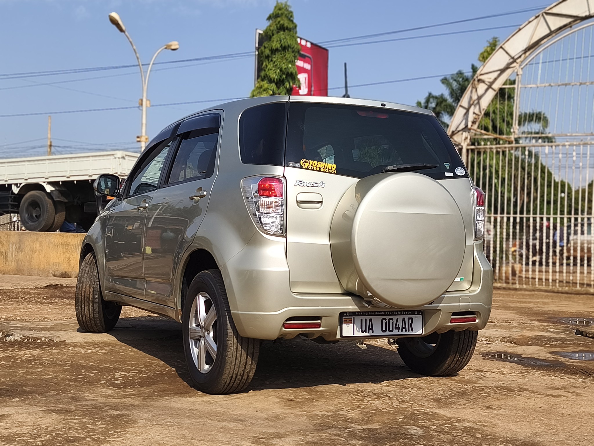 TOYOTA Rush 2009 model