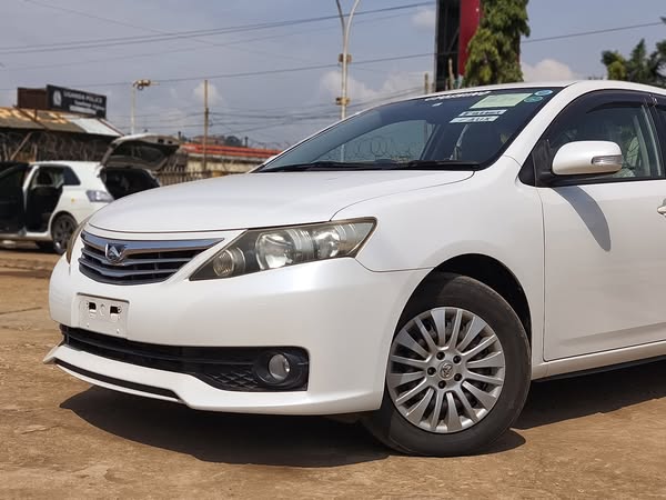 TOYOTA Allion 2010,
