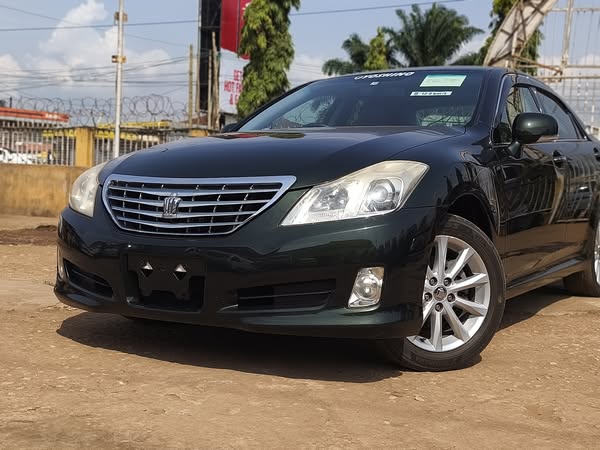 TOYOTA CROWN 2009 Royal Saloon,