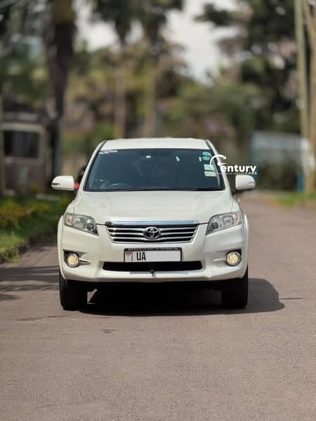 2011 TOYOTA VANGUARD 7 SEATER 