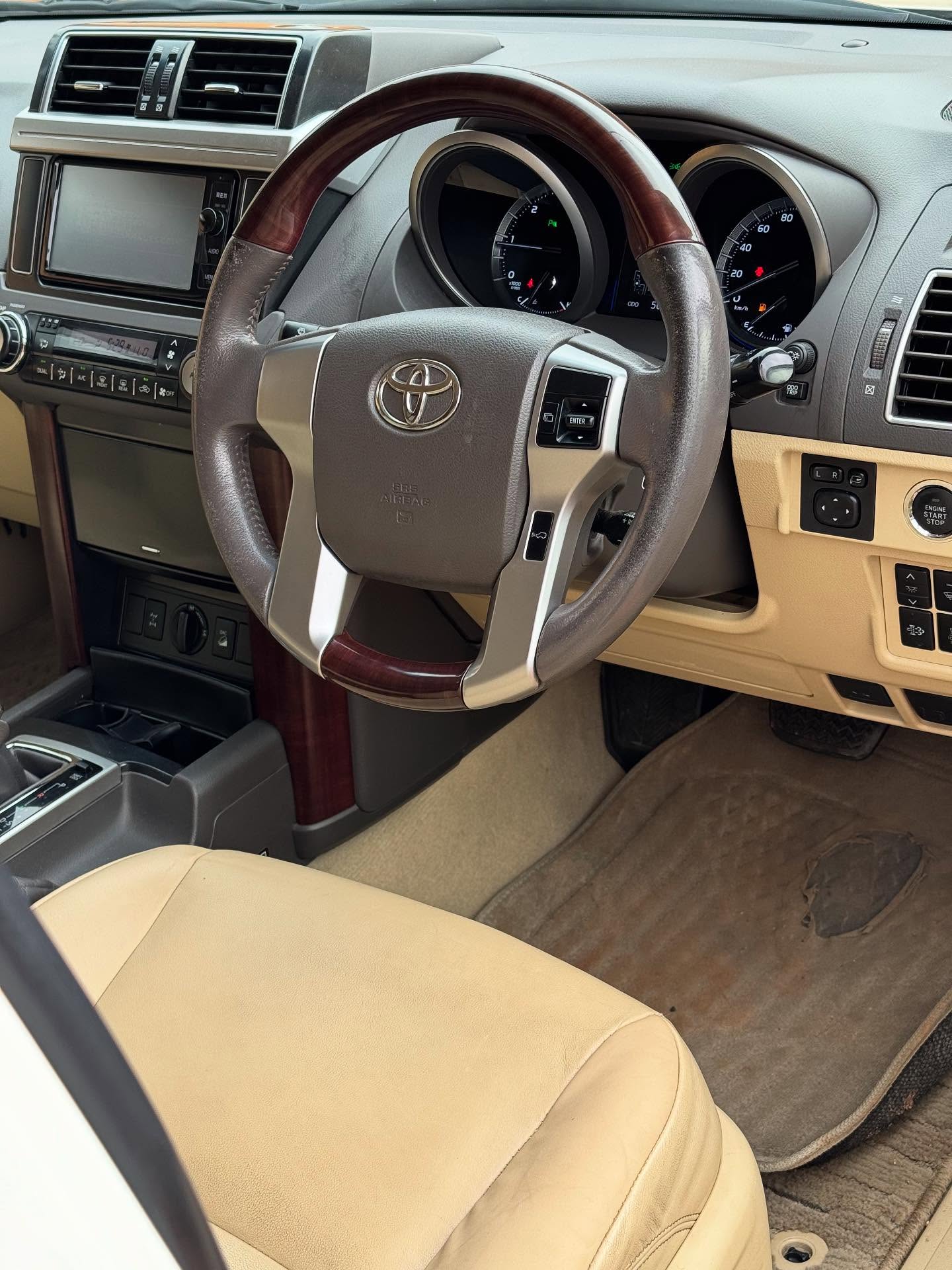 2017 TOYOTA LANDCRUISER TZ.G 7 SEATER