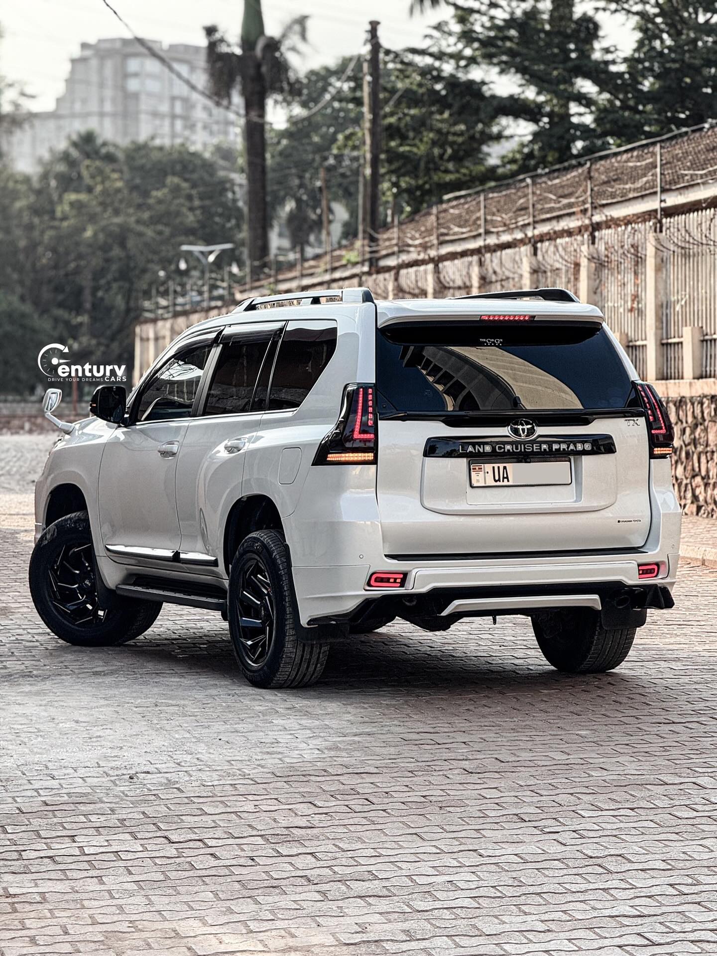 2018 TOYOTA LANDCRUISER PRADO TX