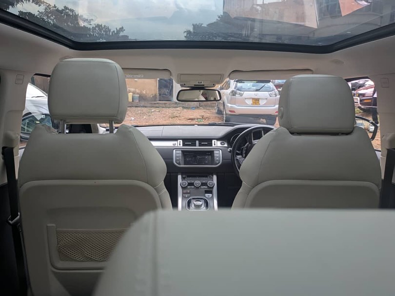 Range Rover Evogue model 2016 