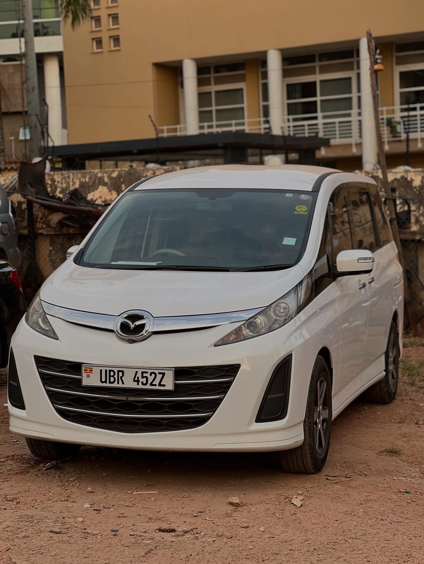 Mazda biante model 2009 