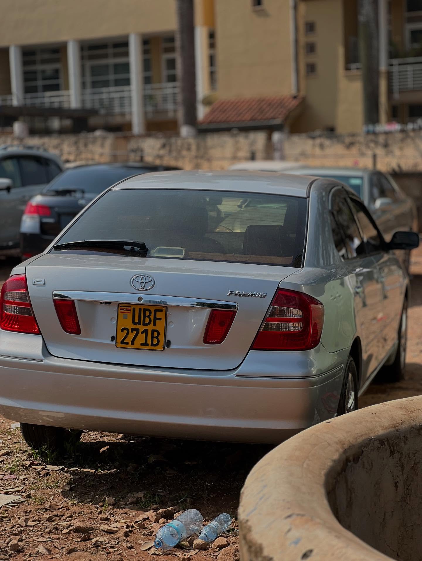 Toyota premio model 2007 