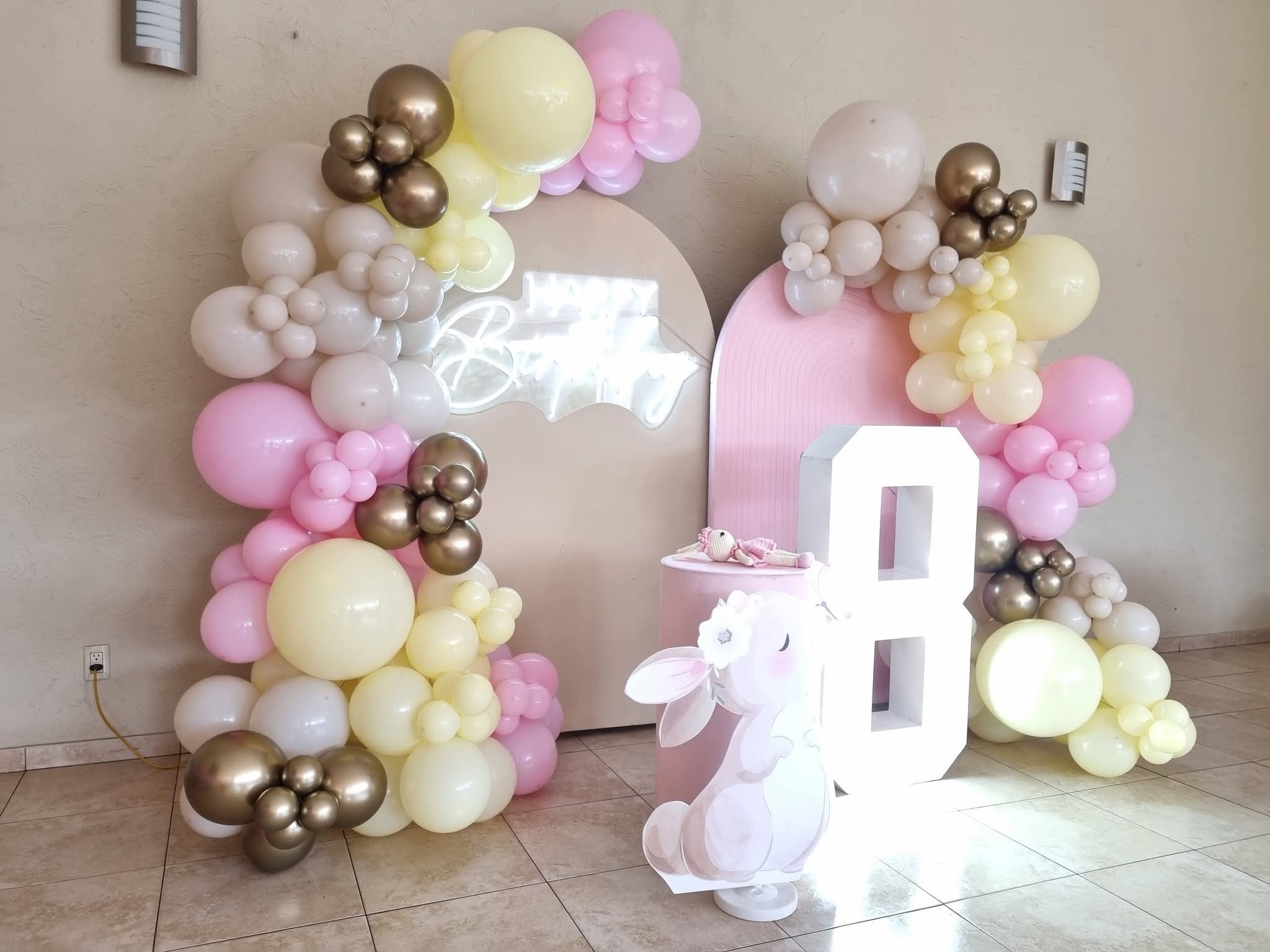 Little bunny themed decoration