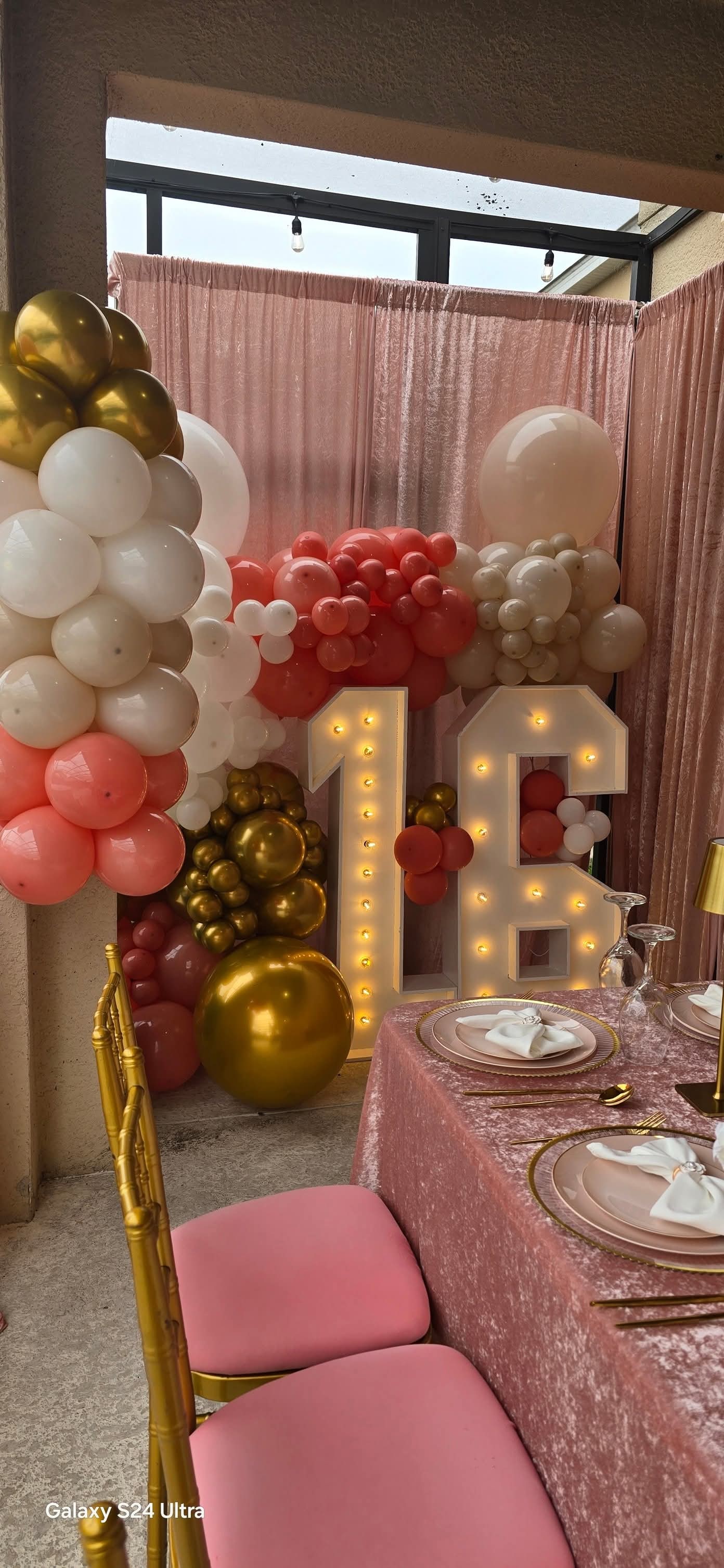 Sweet sixteen birthday decoration