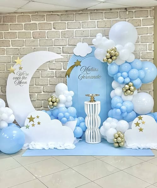 Baby boy birthday deco