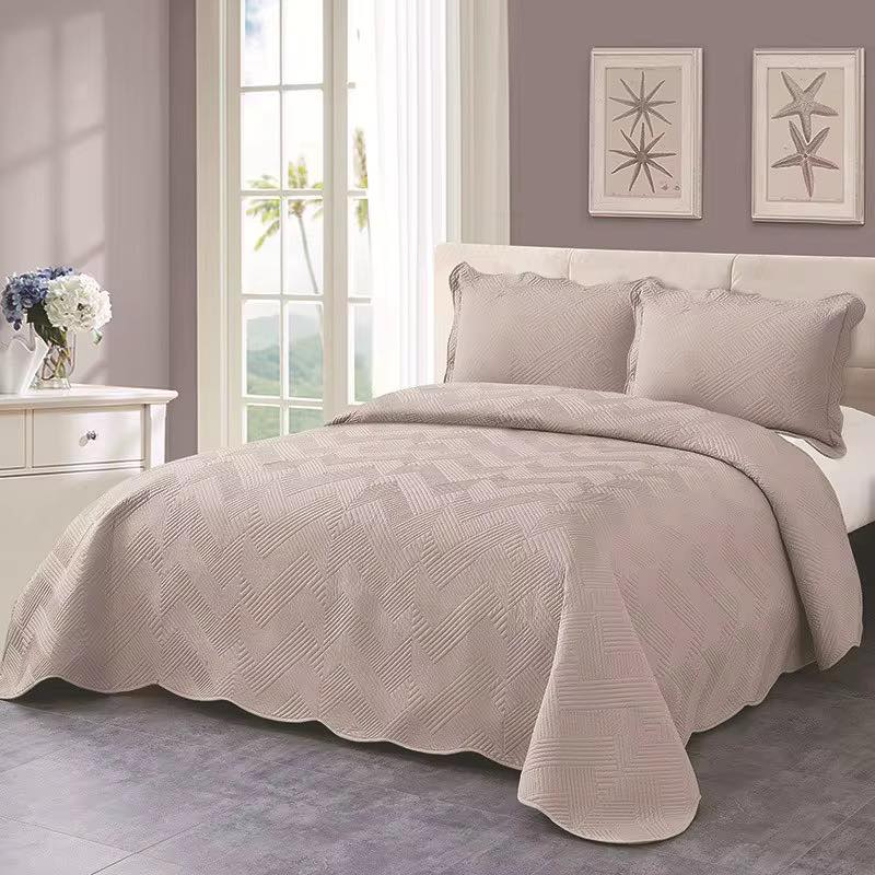 Light Bedspreads with 2 pillow cases