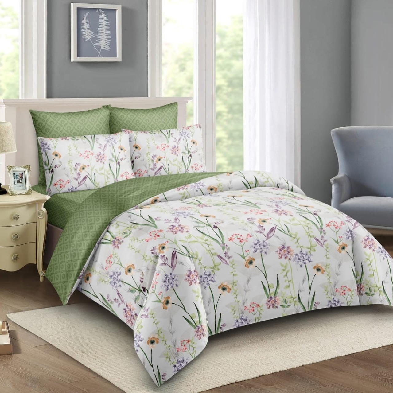 6/6 duvets with 2 pillow cases with a bedsheet