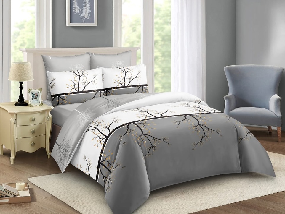 5/6 duvets with 2 pillow cases with a bedsheet