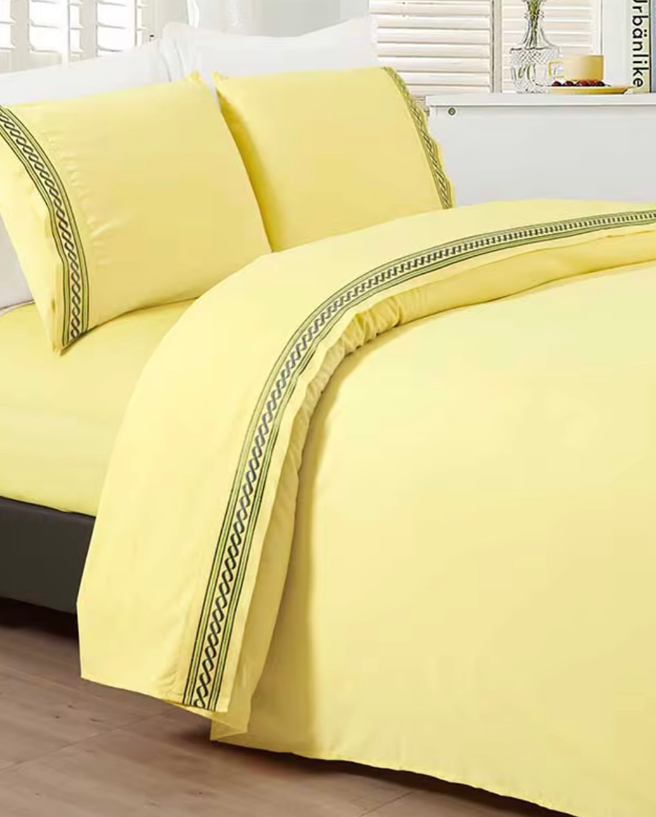 5/6 soft fiber fitted elastic bedsheets  with 2 pillow cases