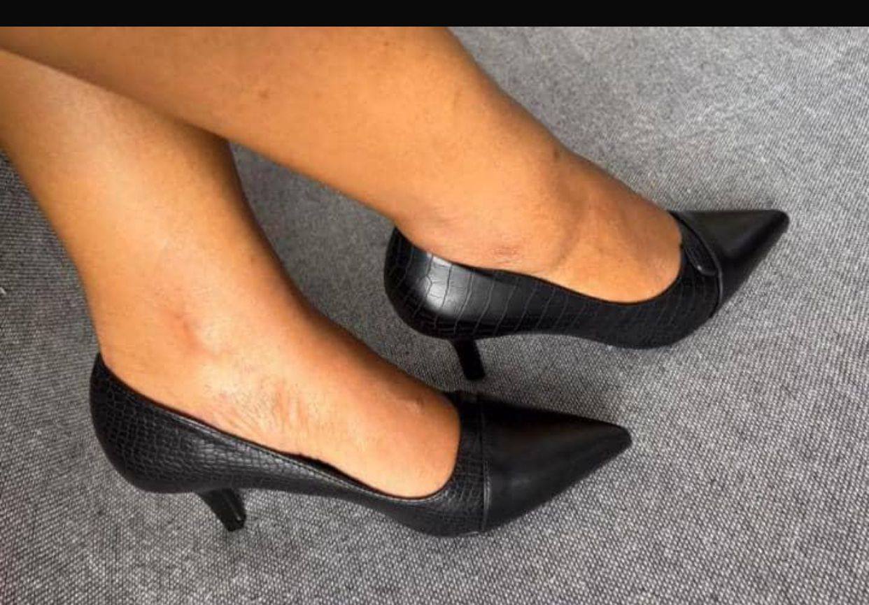 ladies cute comfy heels