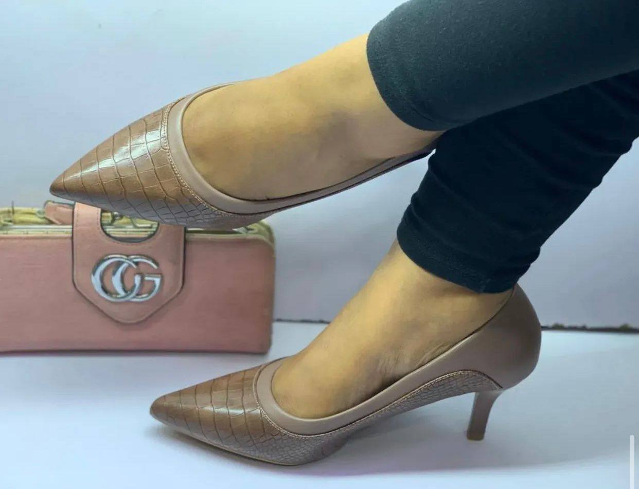 ladies cute comfy heels
